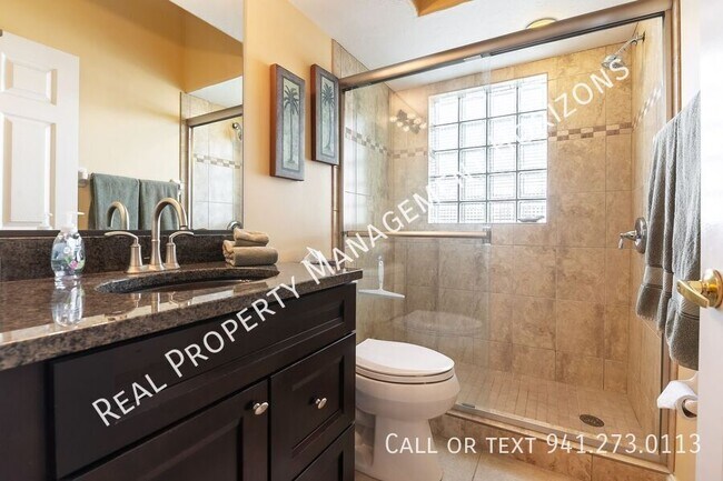 Building Photo - 6815 Pleasant Hill Rd