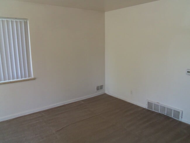 Building Photo - Sterne Park Duplex (2233PA)