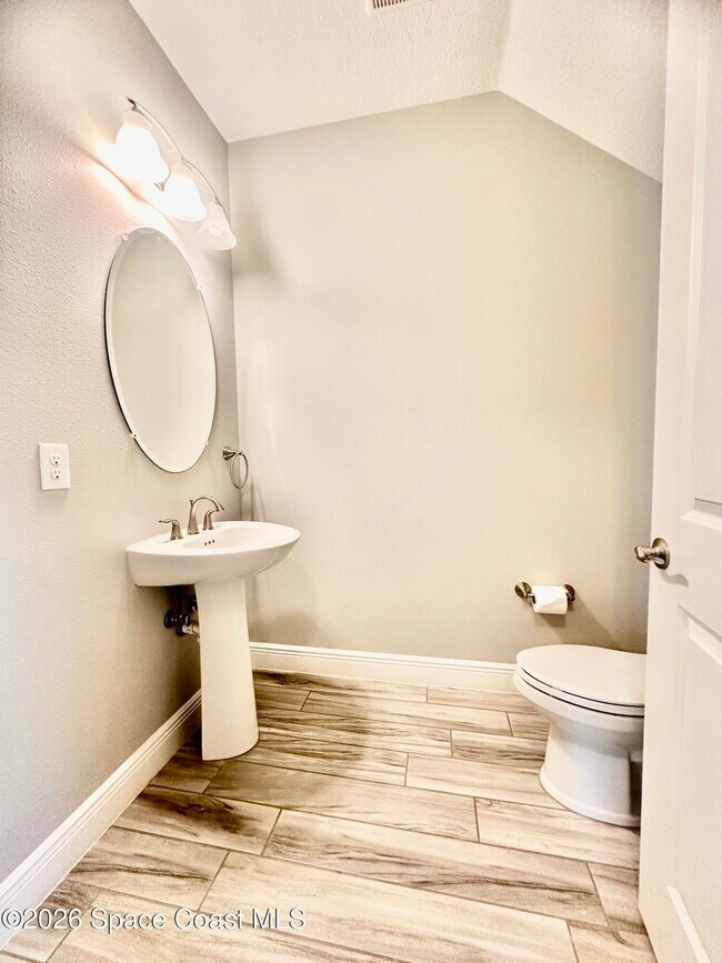 Building Photo - 2523 Rodina Dr
