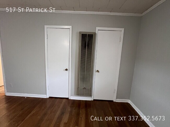 Building Photo - 517 St Patrick St