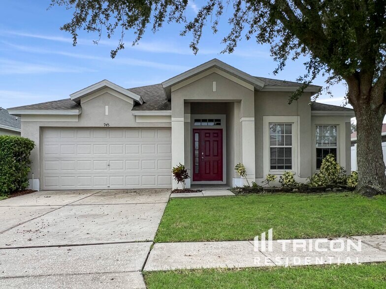 Primary Photo - 945 Ridge Haven Dr