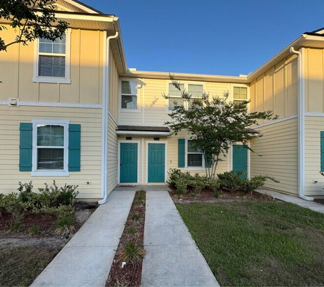 Primary Photo - 2885 Black Buck Cir