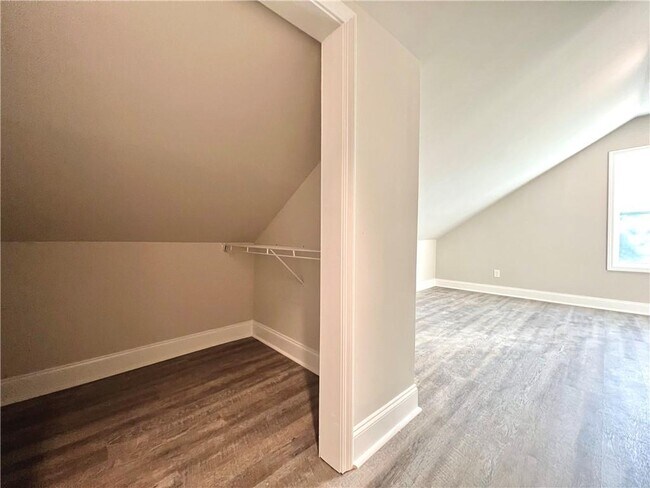 Building Photo - 189 W Jefferson St