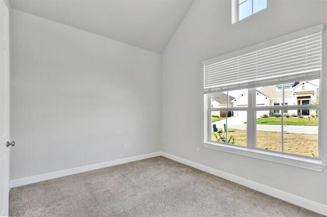 Building Photo - 278 Eclipse Dr