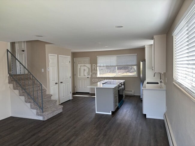Building Photo - 9390 W 56th Pl