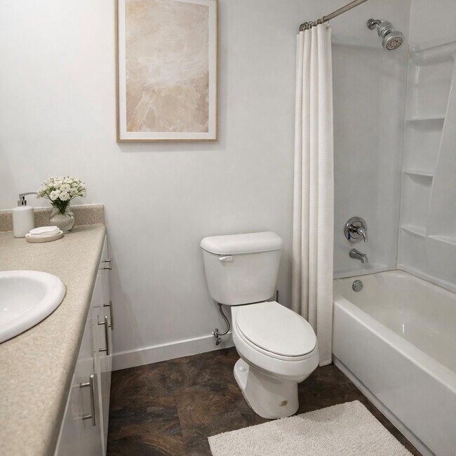 Building Photo - 1142 NE 4th Ave