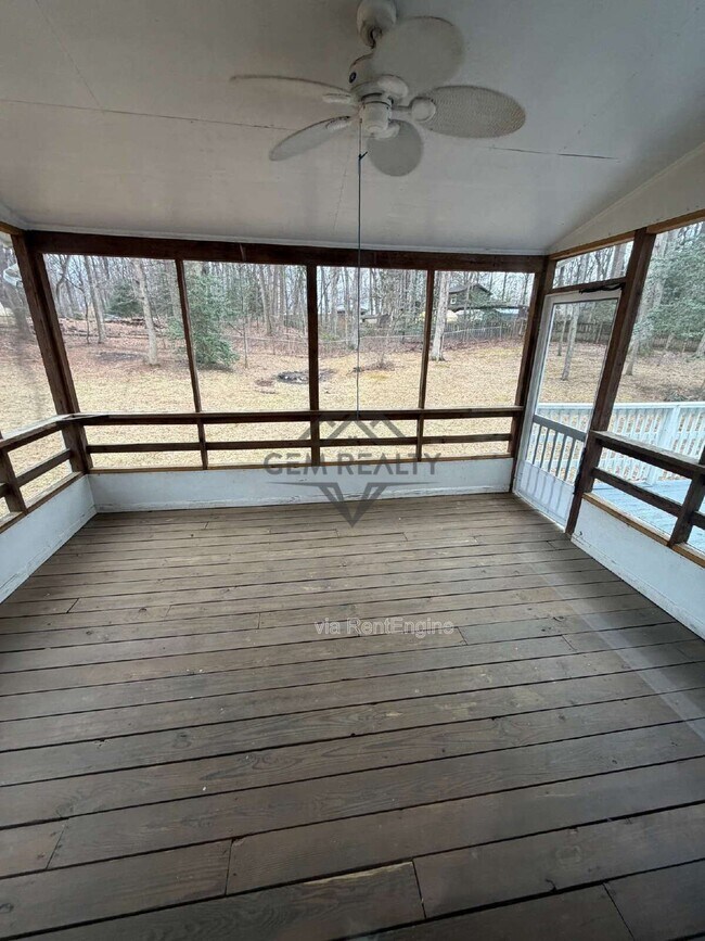 Building Photo - 4 Bryant St