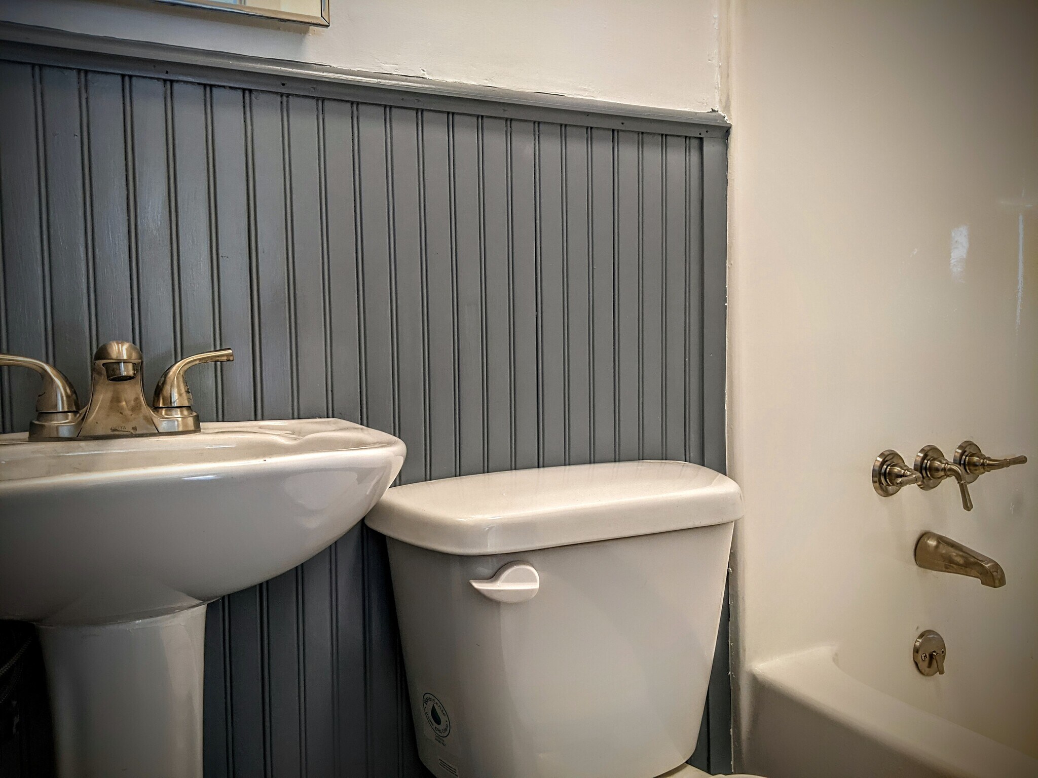 Bathroom - 810 Shull St