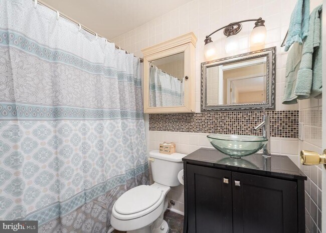 Building Photo - 10544 Eastwind Way