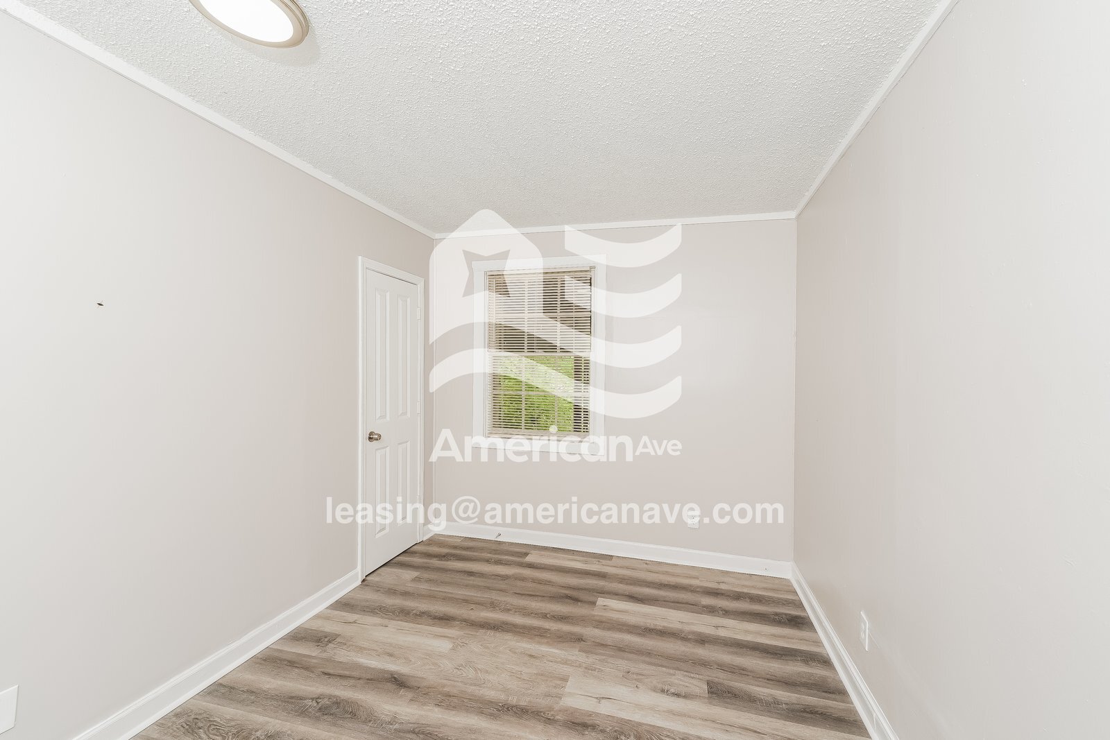 Building Photo - 7228 3rd Ave S