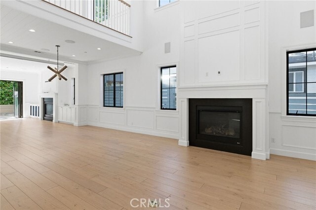 Building Photo - 1405 Oak Ave