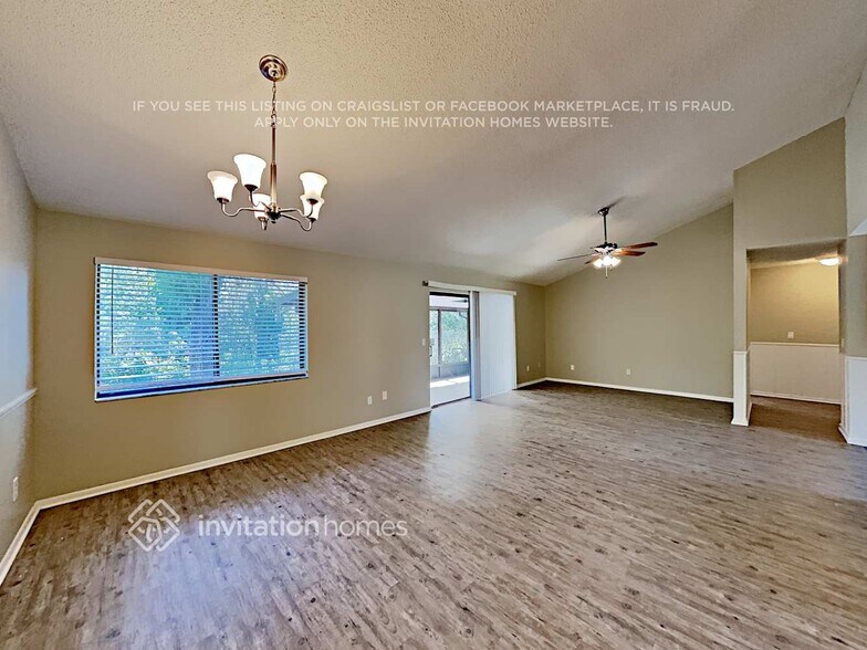 Building Photo - 517 Eastport Dr