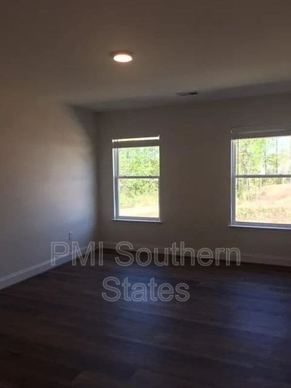 Building Photo - 207 Clarus Crk Wy