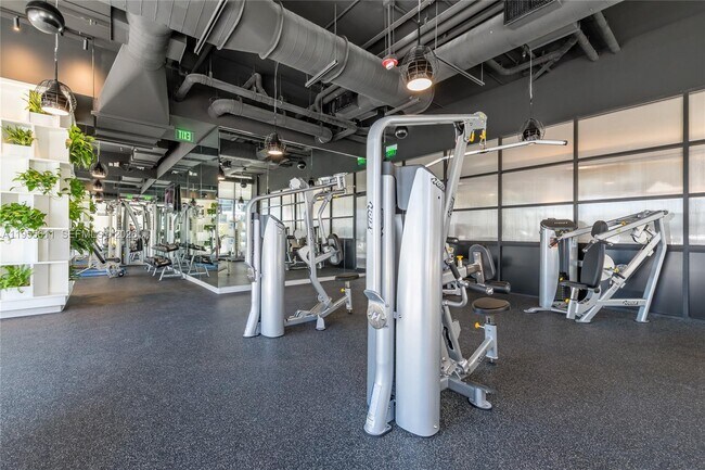 Building Photo - 45 SW 9th St