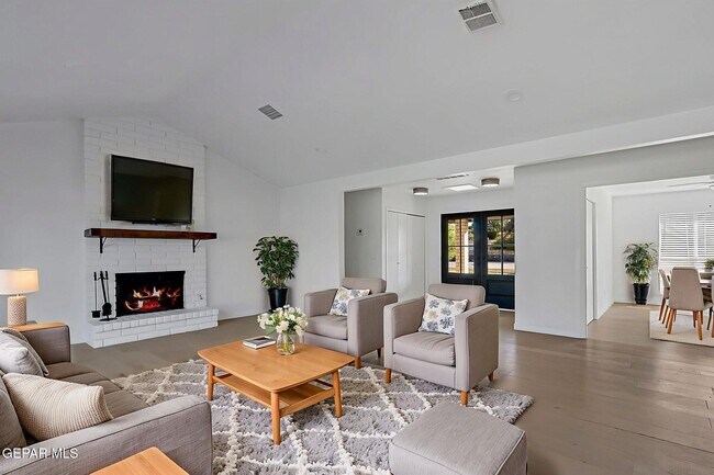 Building Photo - 4828 Ballerina Dr