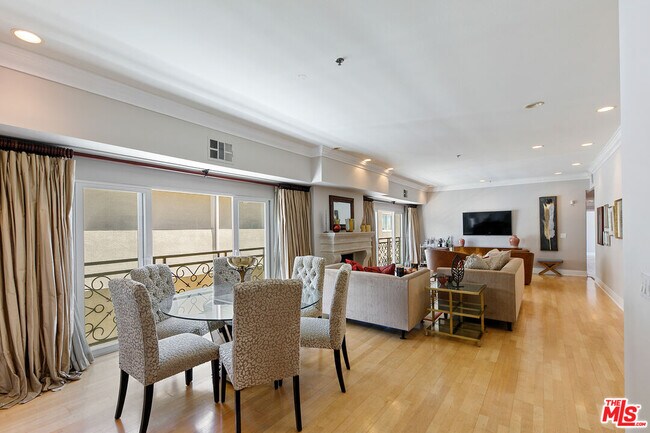 Building Photo - 11840 Dorothy St