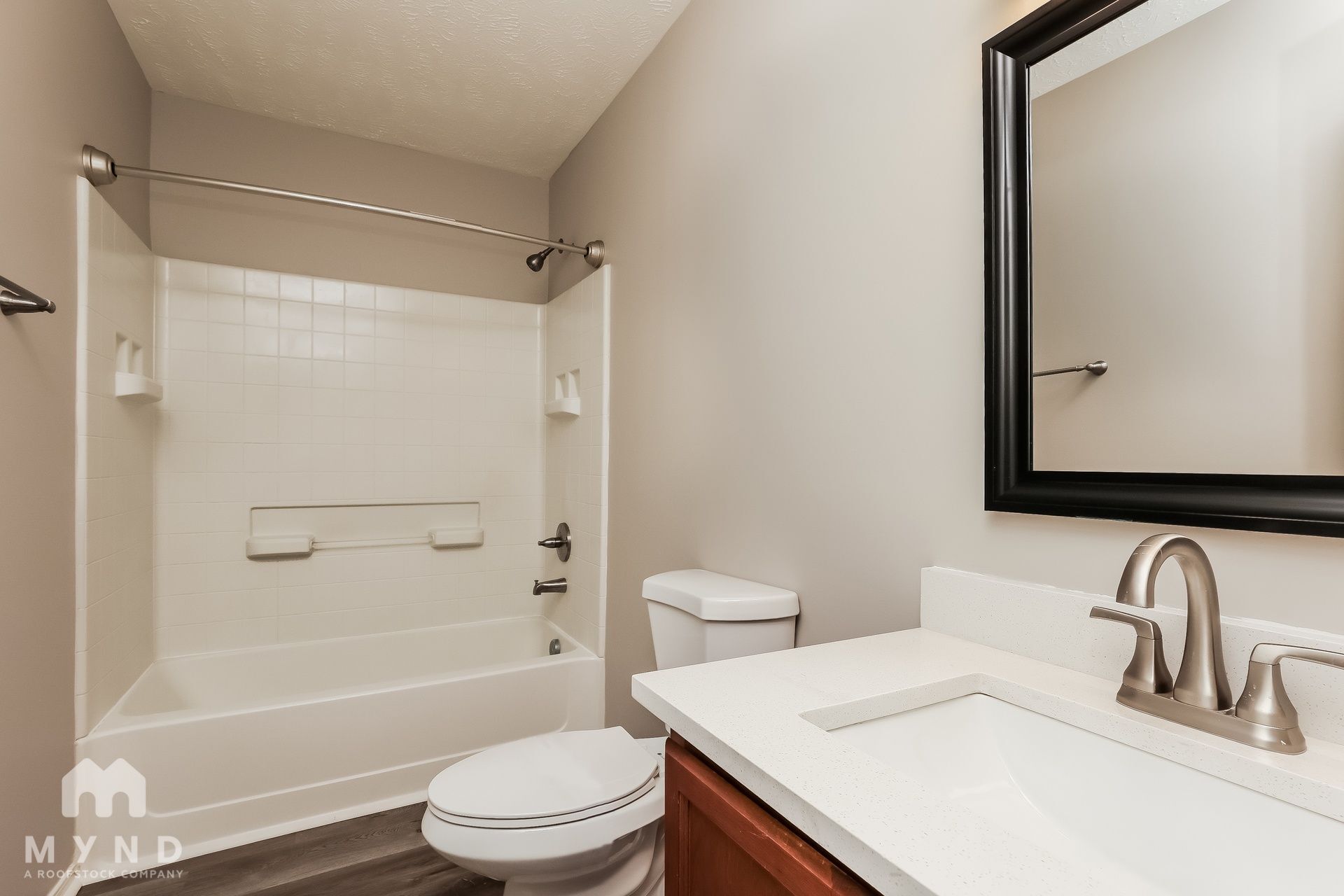 Building Photo - 2827 Creekbend Dr