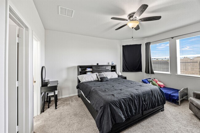 Building Photo - 4827 Purple Wisteria Ln