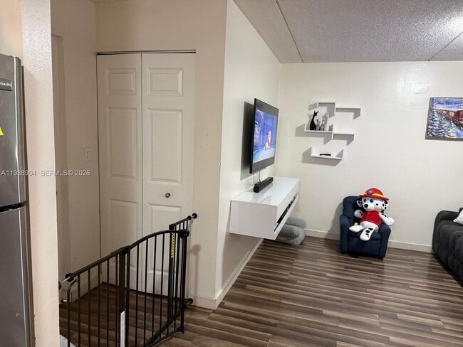 Building Photo - 6195 NW 186th St