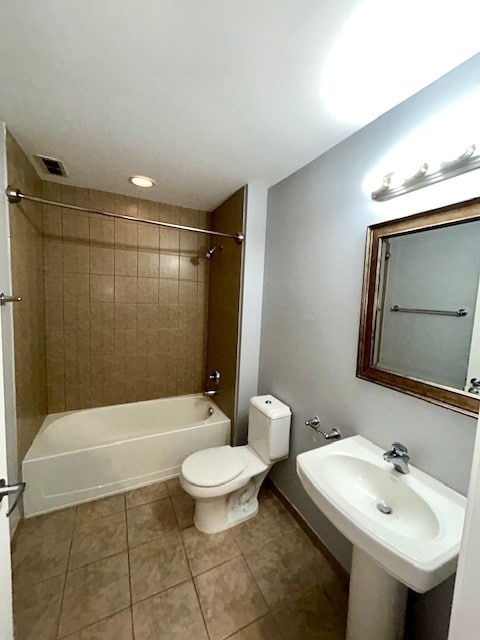 Building Photo - 4131 W Belmont Ave
