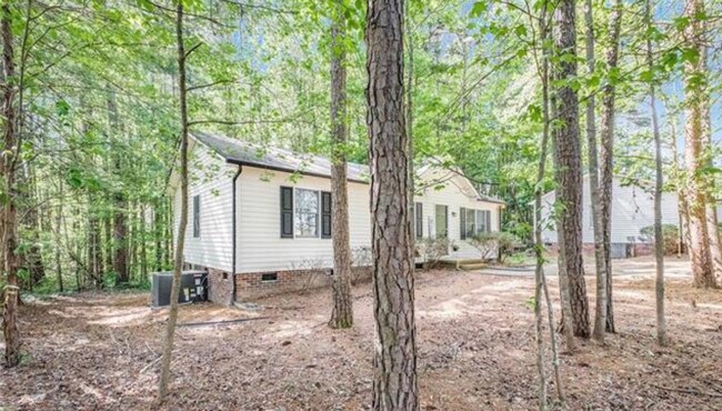 Building Photo - 1816 Azalea Ave