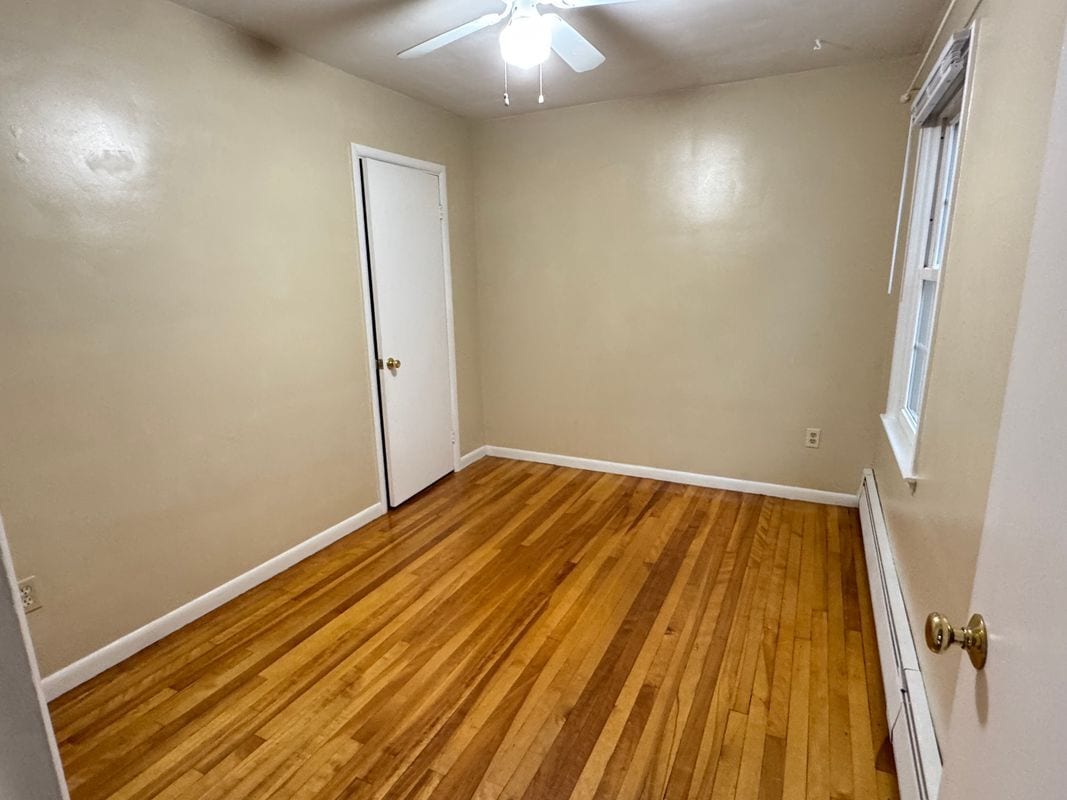 Building Photo - 81 Maurice St