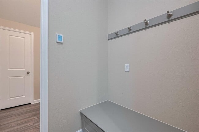 Building Photo - 4046 Balboa Dr