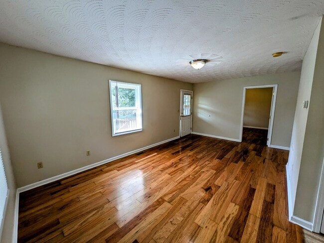Building Photo - 34 Blackstone Ln