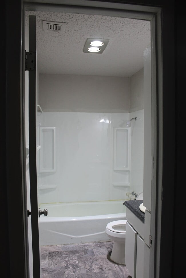 Building Photo - Maplewood Apartments