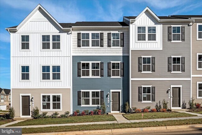 Building Photo - 403 18th Ave