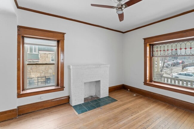 Building Photo - Historic Charm Meets Modern Living – Spacious 6-Bedroom in Prime KC Location! $3900.00