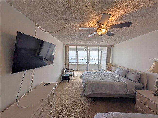 Building Photo - 17920 Gulf Blvd