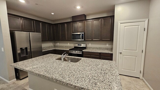 Building Photo - COMING SOON!  AWESOME SUMMERLIN TOWNHOME!