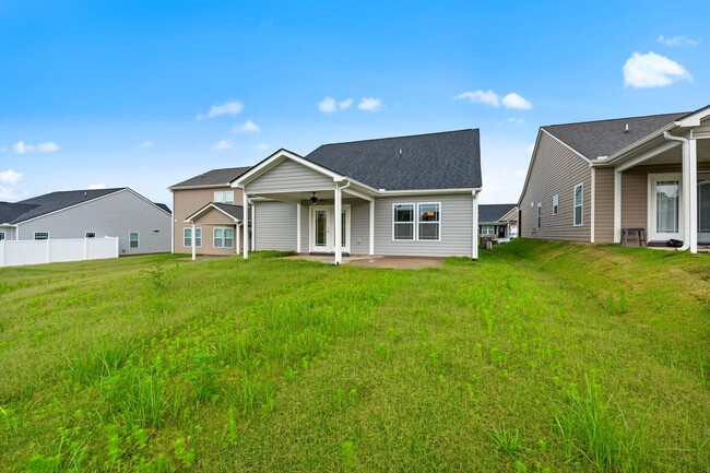 Building Photo - Lovely 3 BR, 2.5 BR Home with 2 Car Garage, Boiling Springs