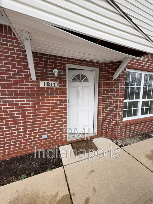 Primary Photo - 1811 Winfield Park Dr