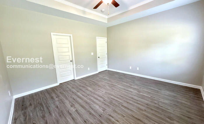 Building Photo - 115 Kretzer Ct