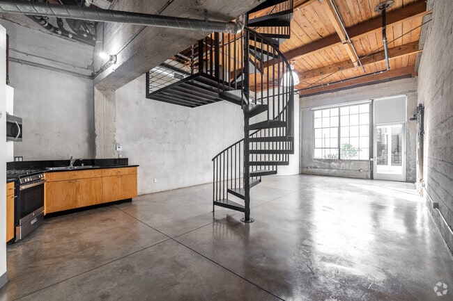 Interior Photo - WM Lofts