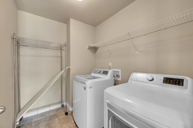 Building Photo - $2,395 - 3-Bed Home with Updated Features ...