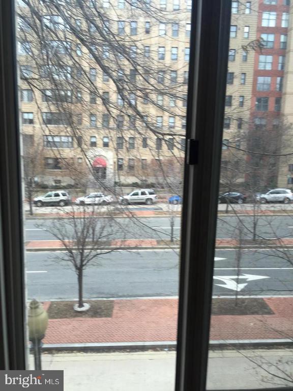 Building Photo - 950 25th St NW