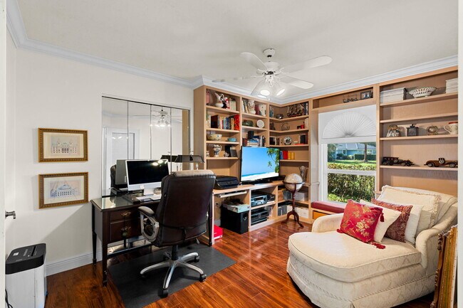Building Photo - 15495 Rolling Meadows Cir