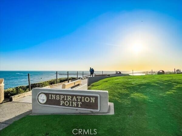 Building Photo - 608 Heliotrope Ave