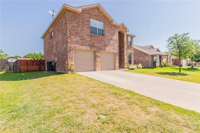 Building Photo - 560 Griffith Dr