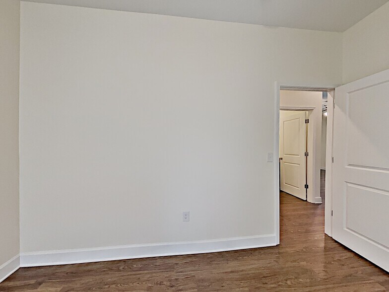 Building Photo - 1022 Walden Oaks Pl