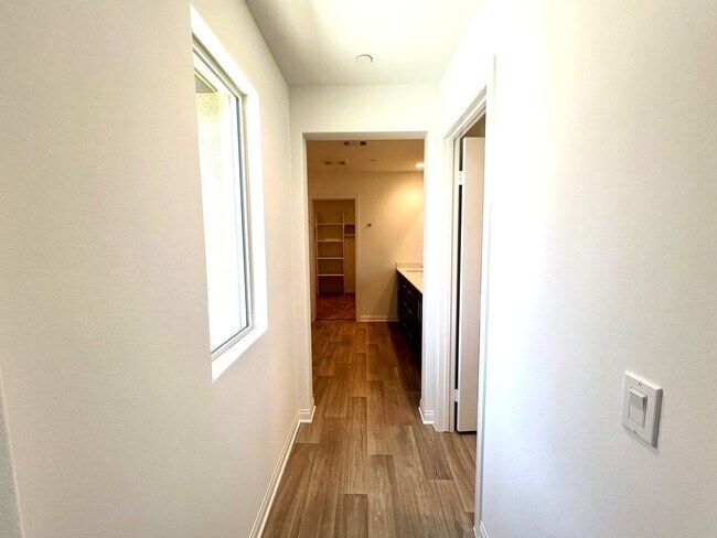 Building Photo - Brand-New 5-Bedroom, 3-Bath Single Family Home for Lease in Ontario with Solar Panels