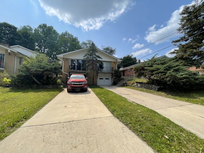 Front of Home - 716 Medford Dr