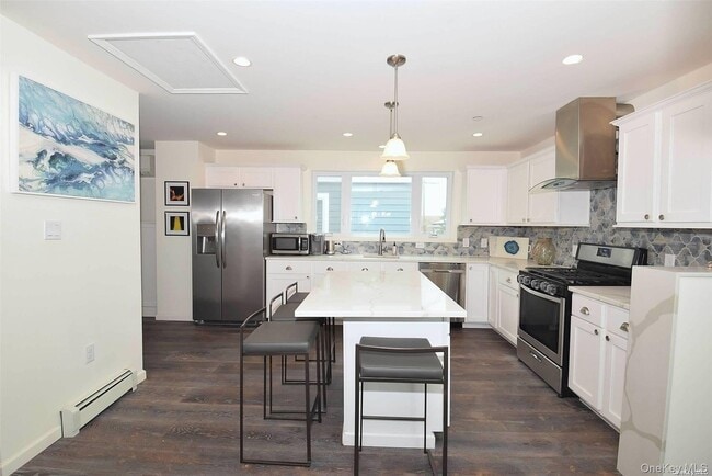 Building Photo - 31 Florida St