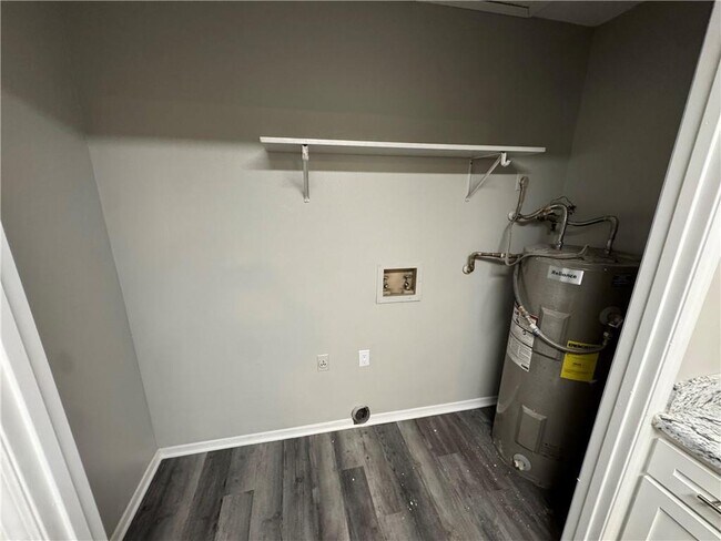 Building Photo - 4420 W Franciscan Trail