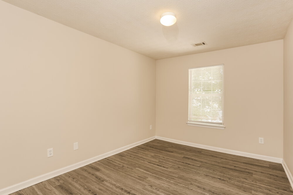 Building Photo - 7604 Broadhurst Dr