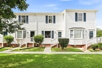 Building Photo - 134 Oakmont Dr
