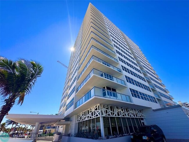 Building Photo - 209 N Fort Lauderdale Beach Blvd